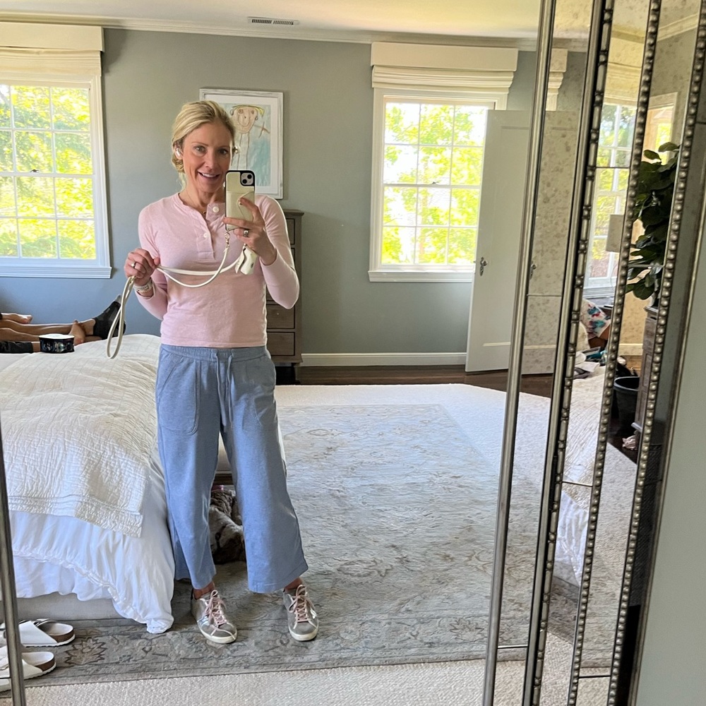Everlane super soft crew shirt